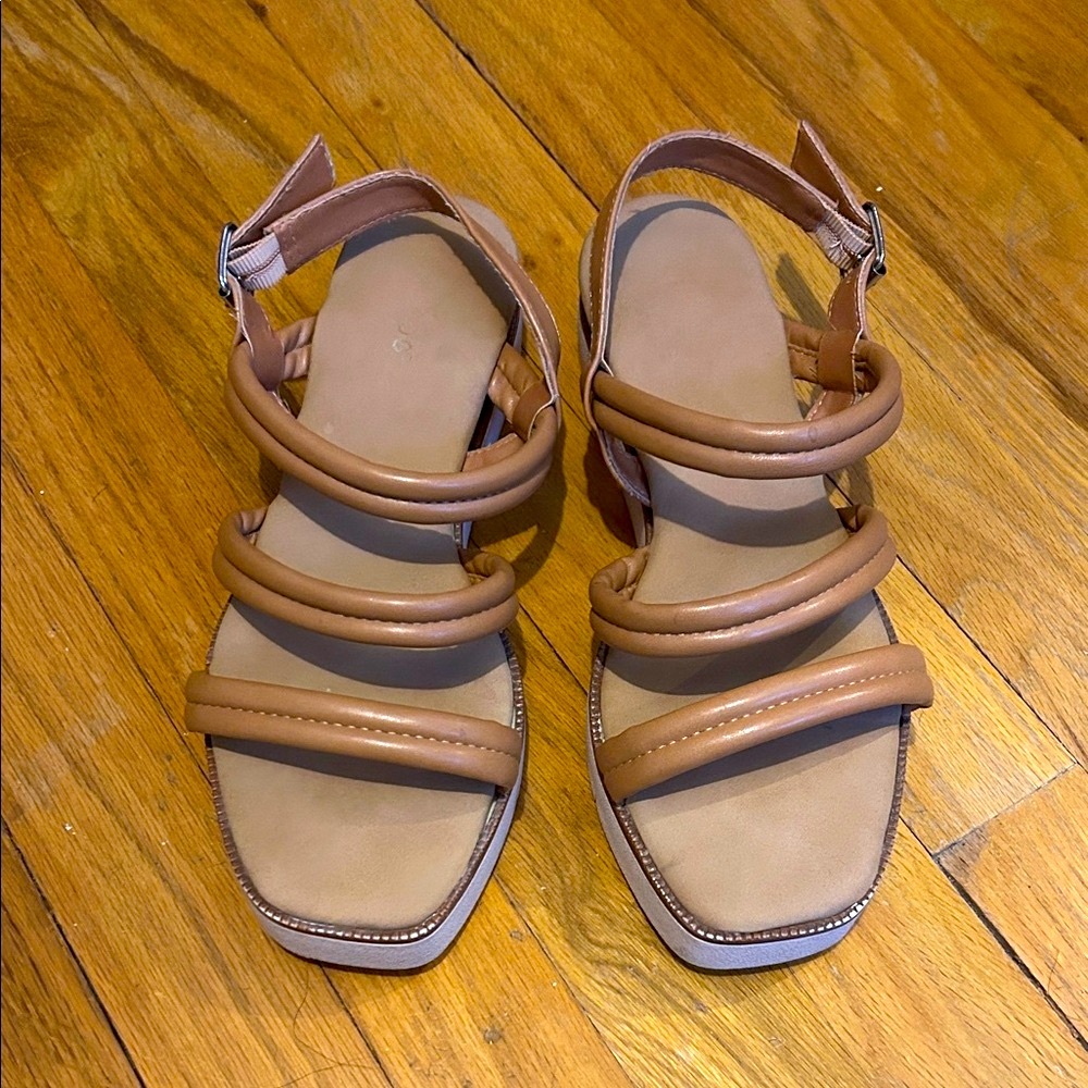 BAMBOO Chunky Strappy Tan Women's Sandals